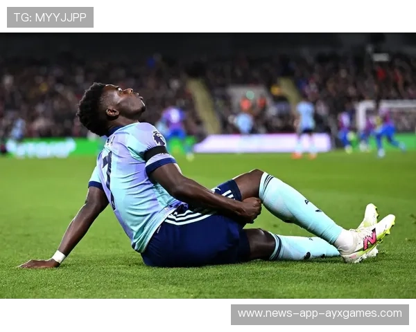 萨卡精准挑传助攻，阿森纳掌控节奏